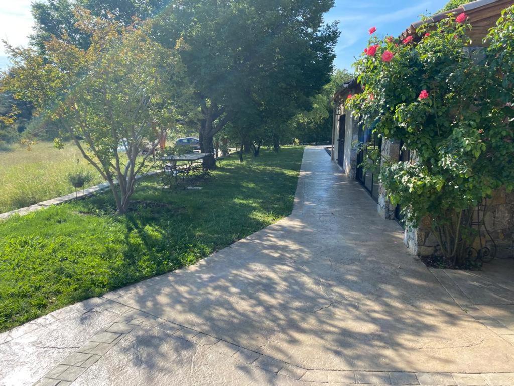 Le Hameau Des Vanades Ampus Екстериор снимка