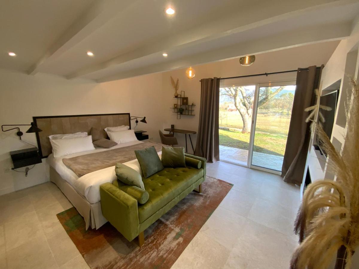 Le Hameau Des Vanades Ampus Екстериор снимка